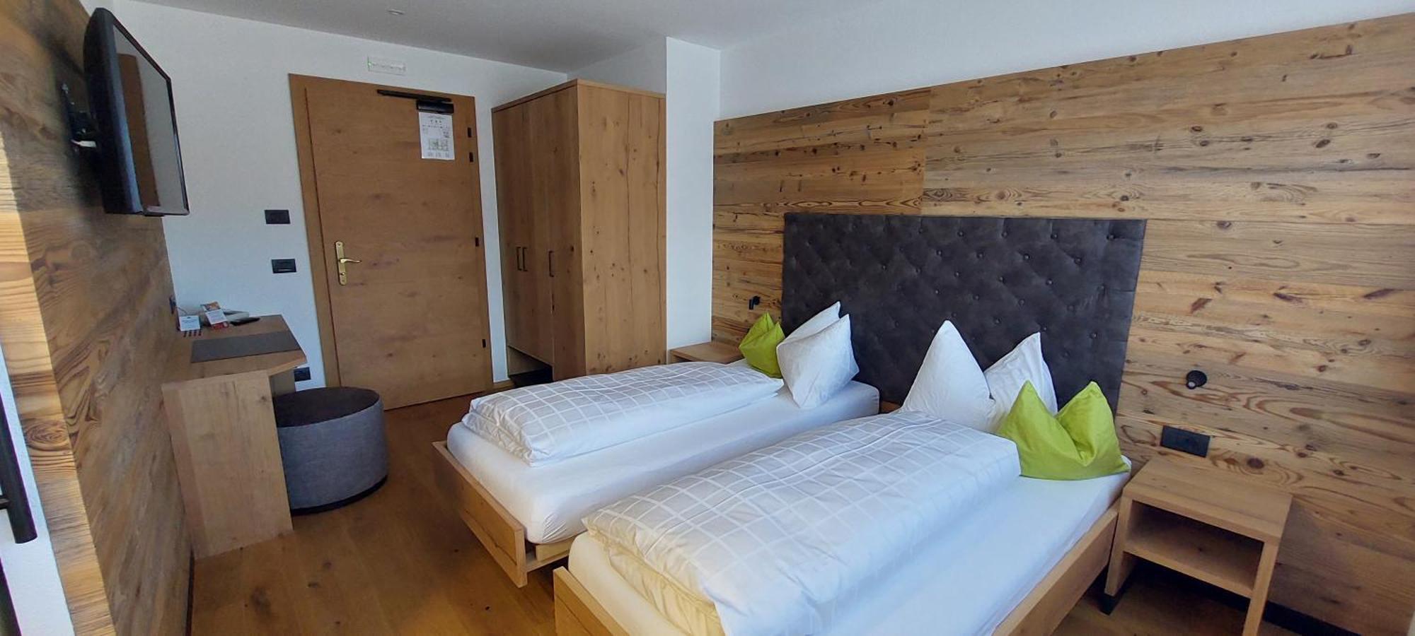 Hotel Olaga Niederolang エクステリア 写真
