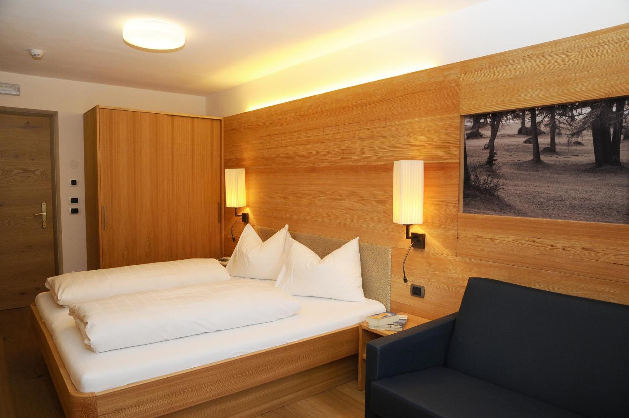 Hotel Olaga Niederolang エクステリア 写真