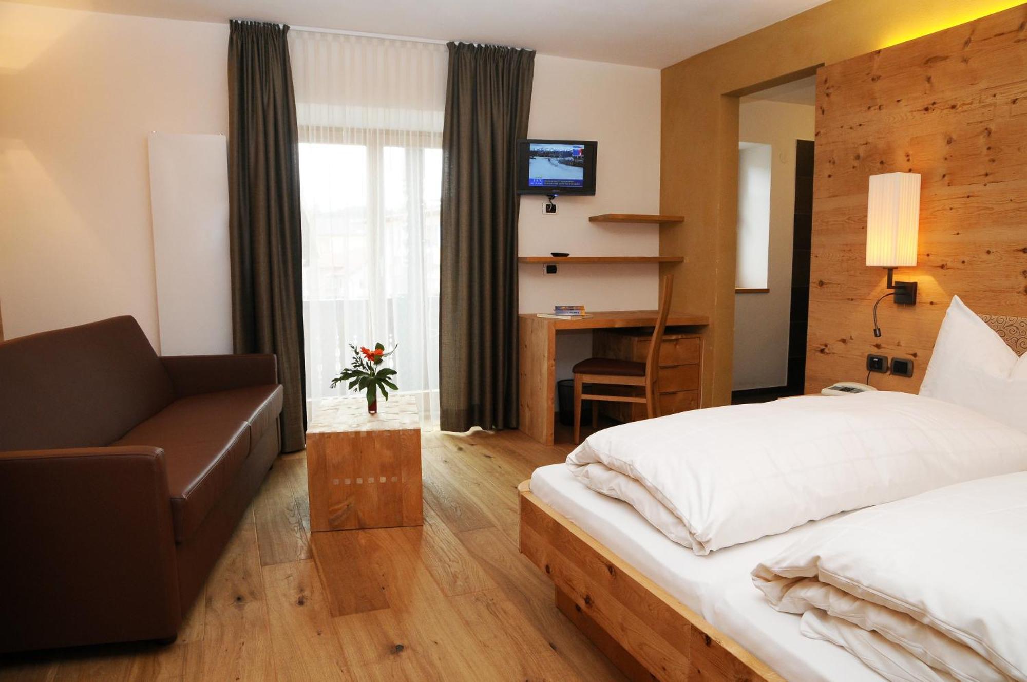 Hotel Olaga Niederolang エクステリア 写真